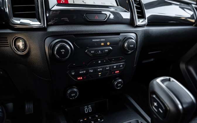 Ford Ranger cena 155900 przebieg: 114000, rok produkcji 2019 z Radom małe 781
